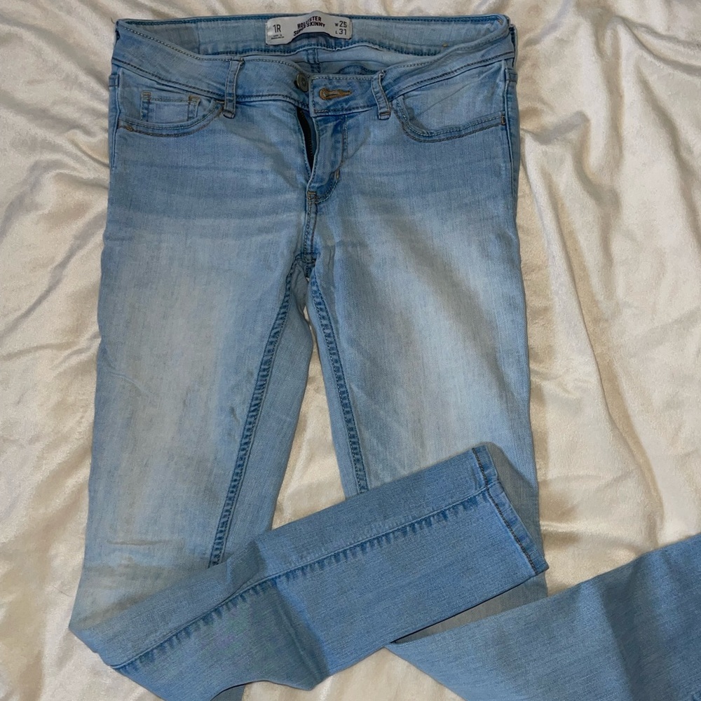 Hollister skinny jeans